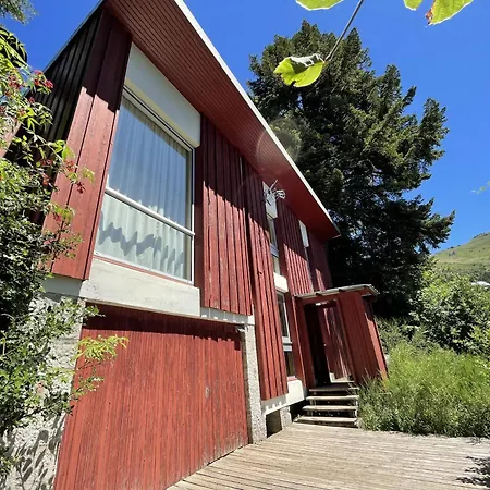 Les Digitales - Rocher Du Cerf Chalet